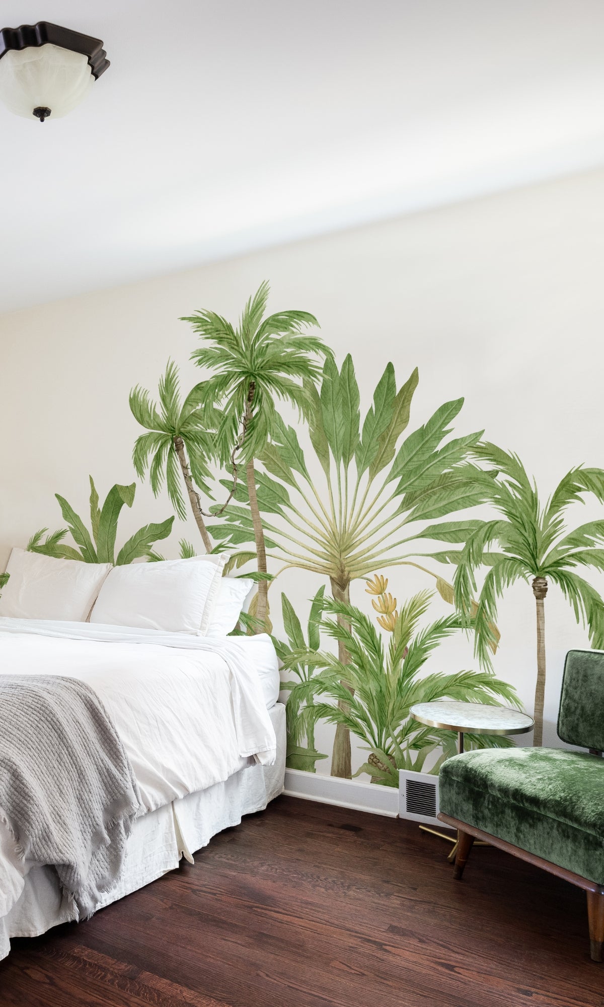 Green Tropical hand Painted Mural Wallpaper M1408