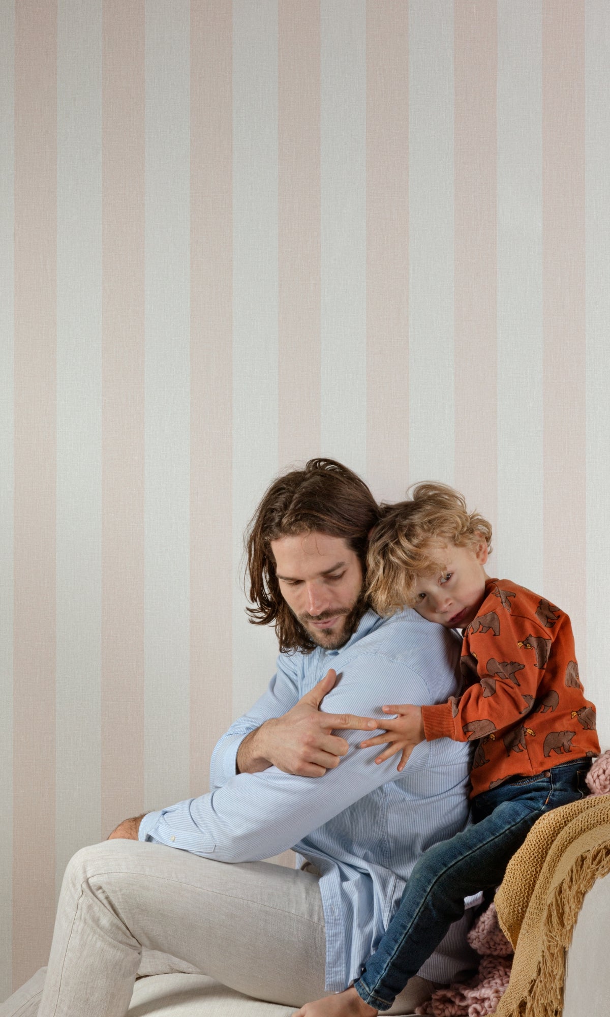 Pink Simple Stripes Wallpaper R8774