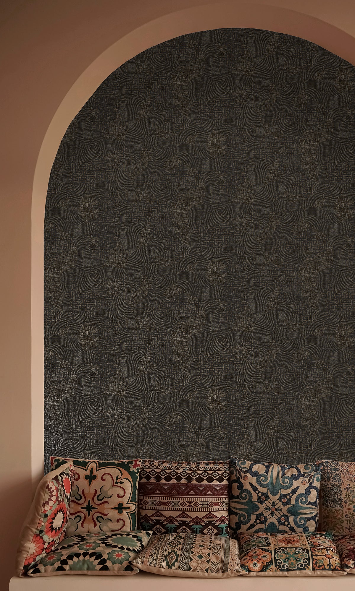 Sahara Wallpaper Collection, Sahara Collection, Non-woven Substrate, Paste the Wall, Strippable, Good lightfastness, Spongeable, Bedroom Wallpaper, Living Room Wallpaper, Living Room Wallpaper, Dining Room Wallpaper, Children's Room Wallpaper, Study Room Wallpaper, Home Office Wallpaper, Powder Room Wallpaper, Foyer Wallpaper, Home Wallpaper, Home Wallcovering, Wallpaper for Homes, Earth-inspired wallpaper, Warm and rustic wallpaper, Desert-inspired hues, geometric abstract wallpaper, Noir wallpaper