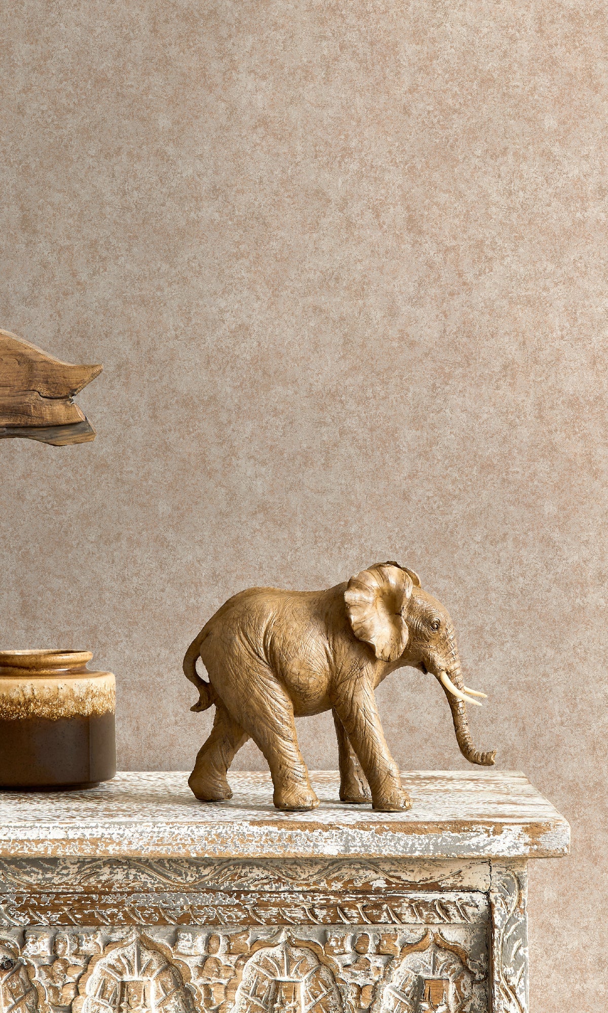 Sahara Wallpaper Collection, Sahara Collection, Non-woven Substrate, Paste the Wall, Strippable, Good lightfastness, Spongeable, Bedroom Wallpaper, Living Room Wallpaper, Living Room Wallpaper, Dining Room Wallpaper, Children's Room Wallpaper, Study Room Wallpaper, Home Office Wallpaper, Powder Room Wallpaper, Foyer Wallpaper, Home Wallpaper, Home Wallcovering, Wallpaper for Homes, Earth-inspired wallpaper, Warm and rustic wallpaper, Desert-inspired hues, abstract textured wallpaper, plaster pink wallpaper