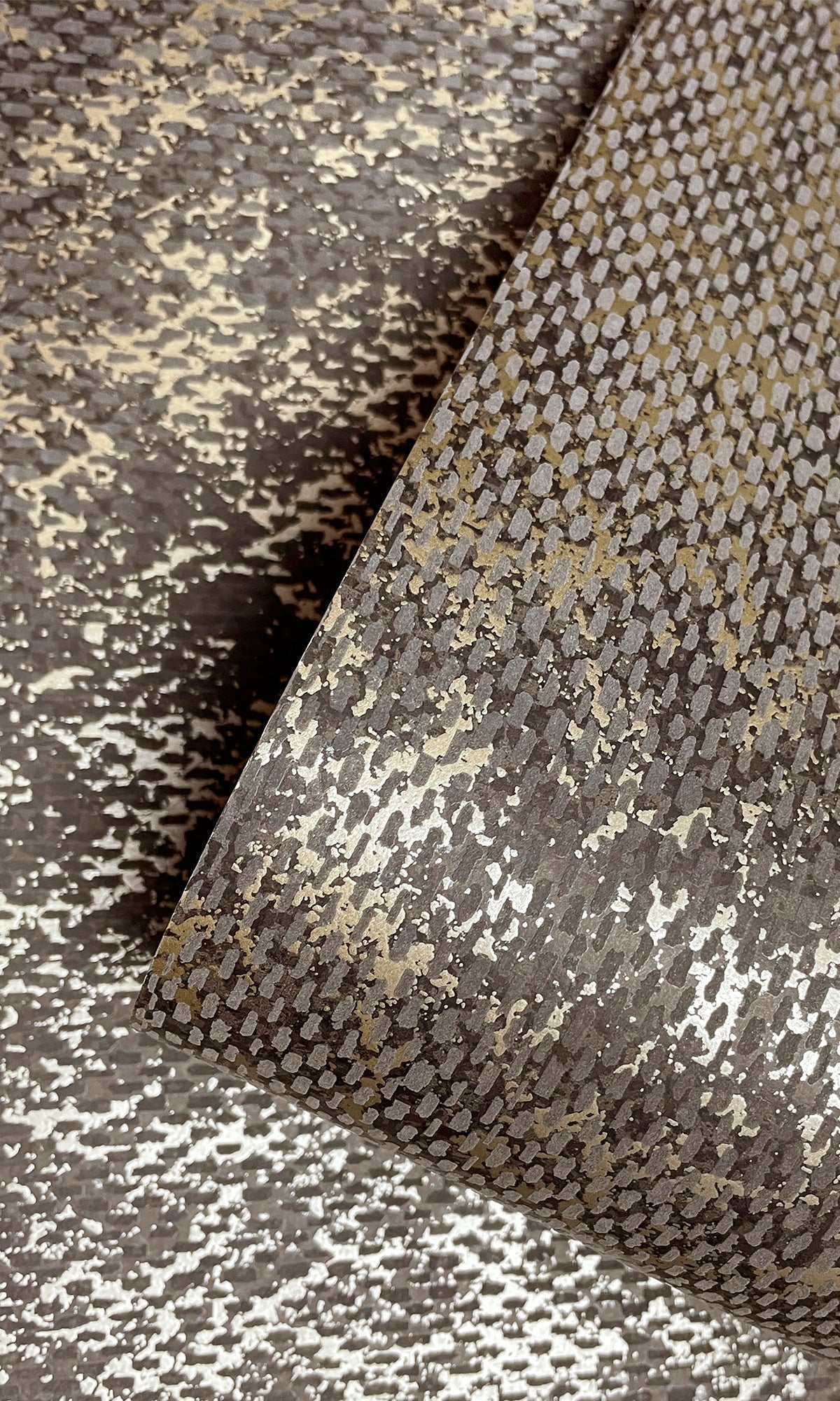 Sahara Wallpaper Collection, Sahara Collection, Non-woven Substrate, Paste the Wall, Strippable, Good lightfastness, Spongeable, Bedroom Wallpaper, Living Room Wallpaper, Living Room Wallpaper, Dining Room Wallpaper, Children's Room Wallpaper, Study Room Wallpaper, Home Office Wallpaper, Powder Room Wallpaper, Foyer Wallpaper, Home Wallpaper, Home Wallcovering, Wallpaper for Homes, Earth-inspired wallpaper, Warm and rustic wallpaper, Desert-inspired hues, plain wallpaper, coarse woven textile wallpaper