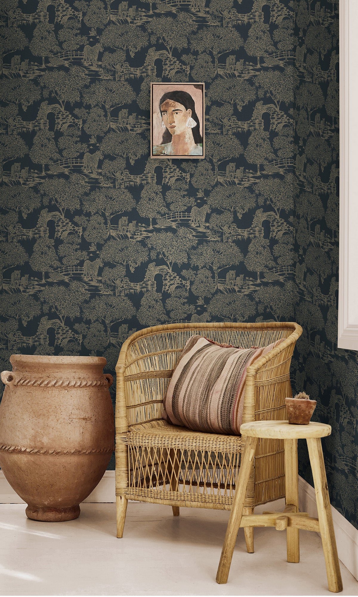 Navy Enchanting Wildlife Landscape Wallpaper R9600
