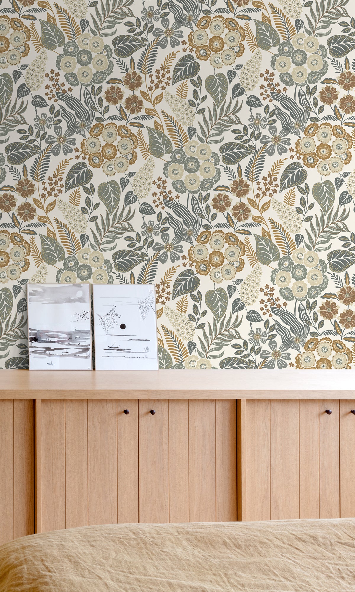 Spring Wood/Sirocco Green Tropical Bouquet Wallpaper R9746