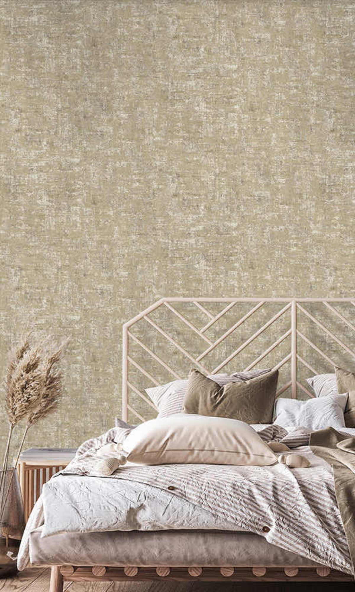 Taupe & Gold Beaded Metallic Plain Textured Wallpaper R8434