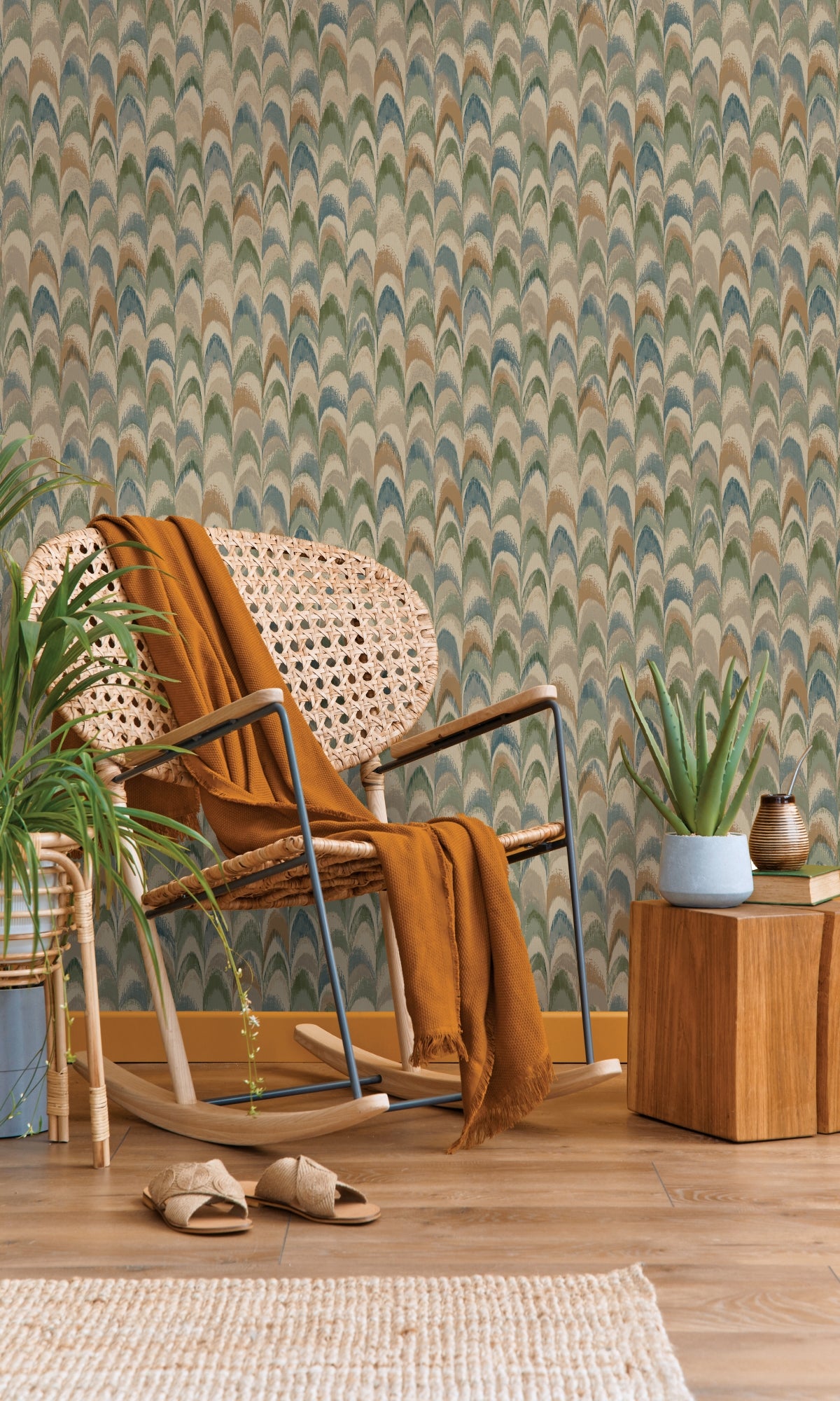 Multi-Color Peacock Feather Inspired Geometric Wallpaper R7601
