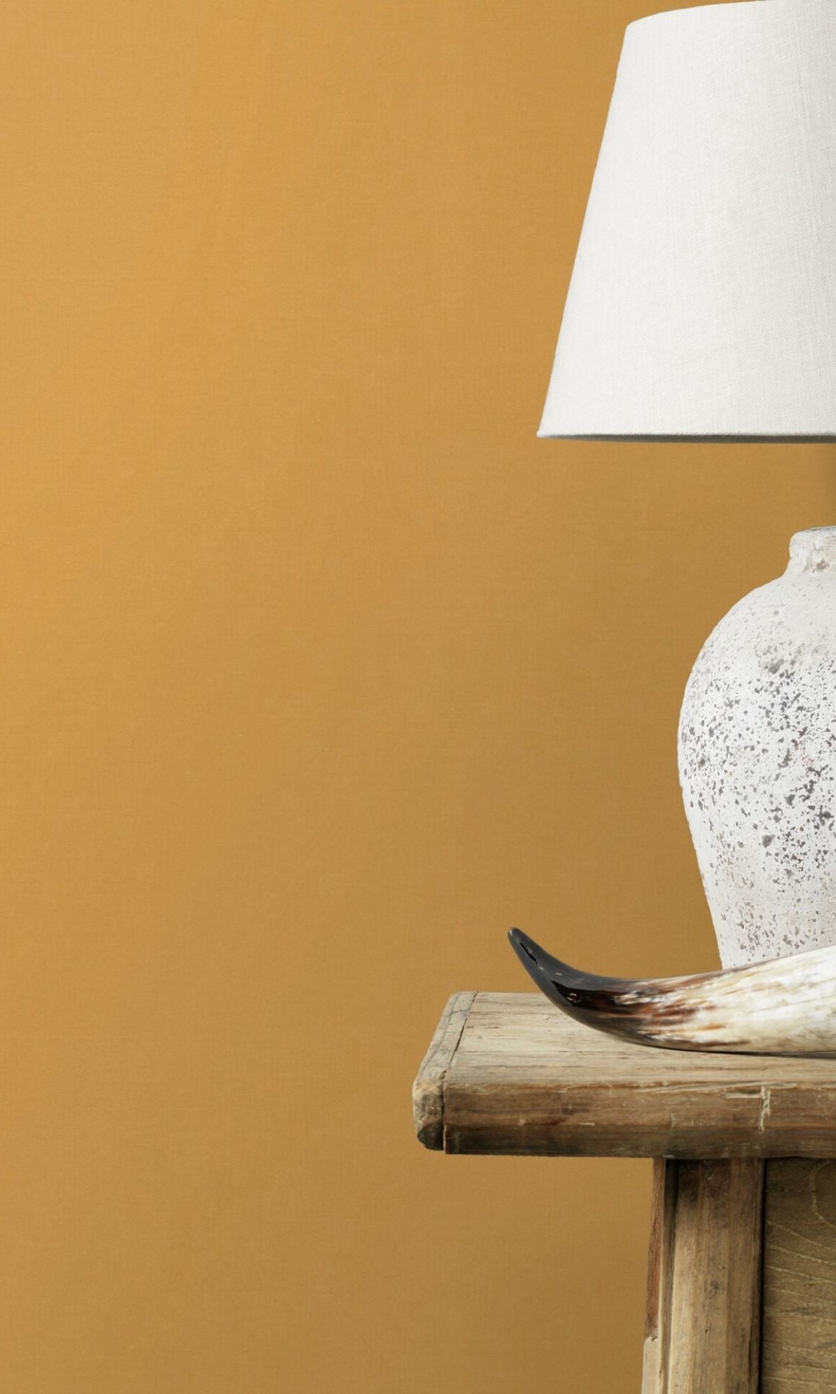 Yellow Plain Washed Concreted Effect Wallpaper R7872