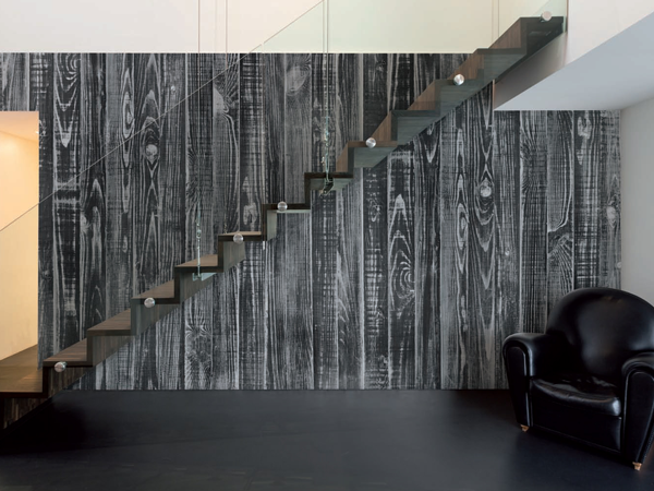 Black and White Striped Wallpapers for an Elegant Contrast in Your Home