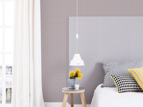 TOP 10: Trendy Tone-on-Tone Grey Wallpapers