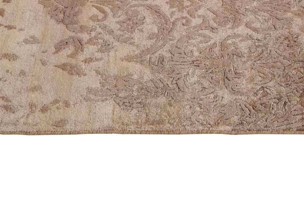 The Damask Collection: Exquisite Hand Knotted Kashmir Rugs for Your Home194 cm x 301 cm