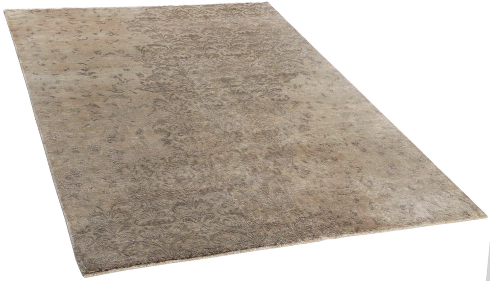 The Damask Collection: Exquisite Hand Knotted Kashmir Rugs for Your Home194 cm x 301 cm