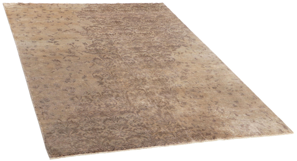 The Damask Collection: Exquisite Hand Knotted Kashmir Rugs for Your Home194 cm x 301 cm