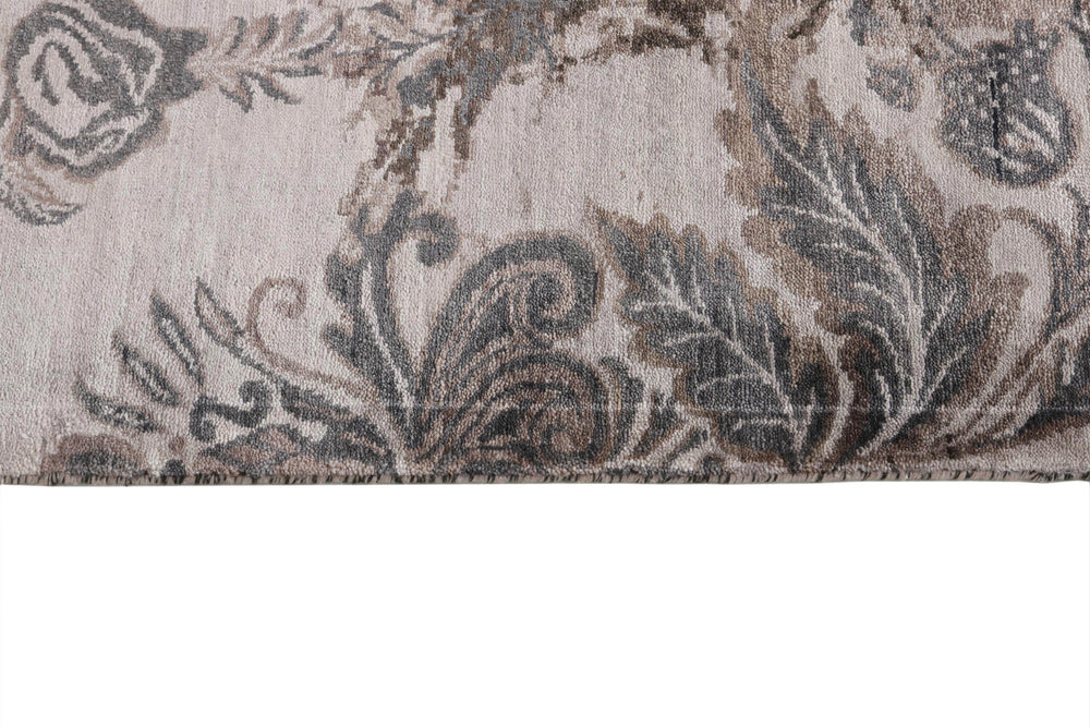 The Damask Collection: Luxurious Hand Knotted Kashmir Rugs with Timeless Appeal255 cm x 311 cm