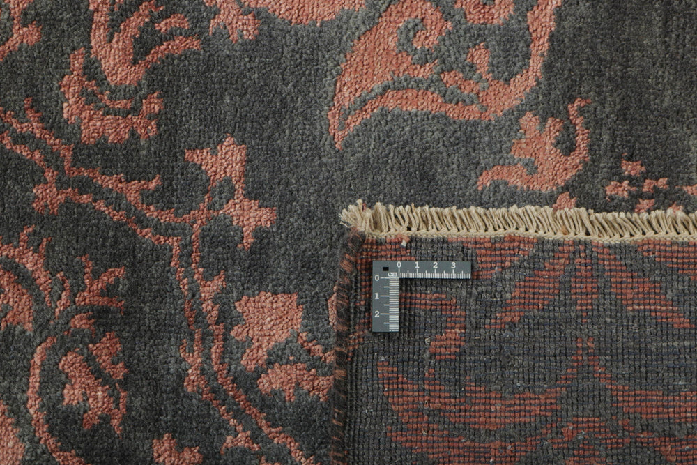 The Damask Collection: Luxurious Hand Knotted Kashmir Rugs for Elegant Spaces207 cm x 301 cm