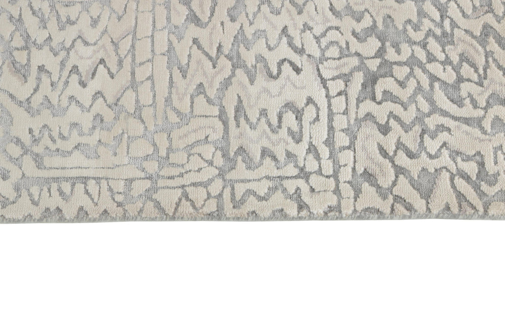 The Damask Collection: Hand Knotted Kashmir Rugs with Classic Patterns84 cm x 304 cm