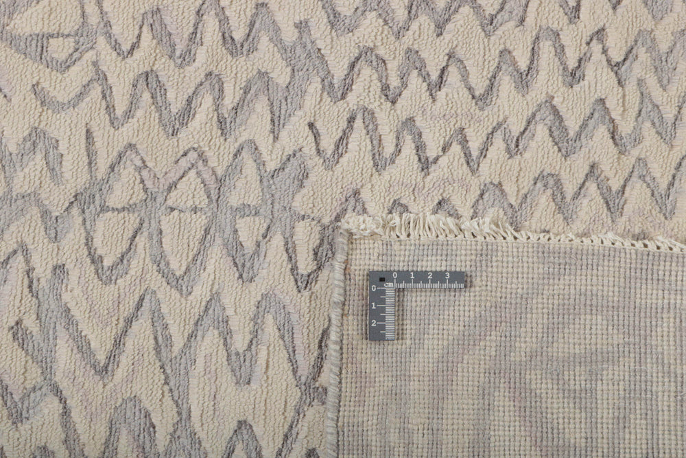 Premium Hand Knotted Kashmir Rugs - Timeless Beauty in The Damask Collection83 cm x 251 cm