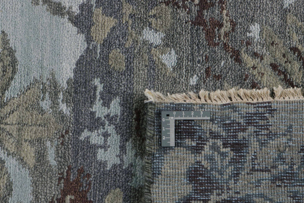 The Damask Collection: Premium Hand Knotted Kashmir Rugs for Classic Interiors249 cm x 305 cm