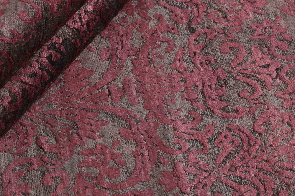 The Damask Collection: Elegant Hand Knotted Kashmir Rugs for Timeless Appeal200 cm x 309 cm