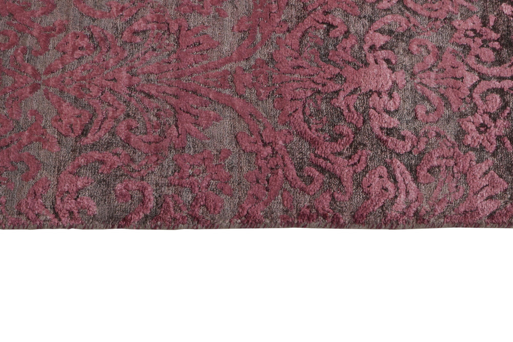 The Damask Collection: Elegant Hand Knotted Kashmir Rugs for Timeless Appeal200 cm x 309 cm