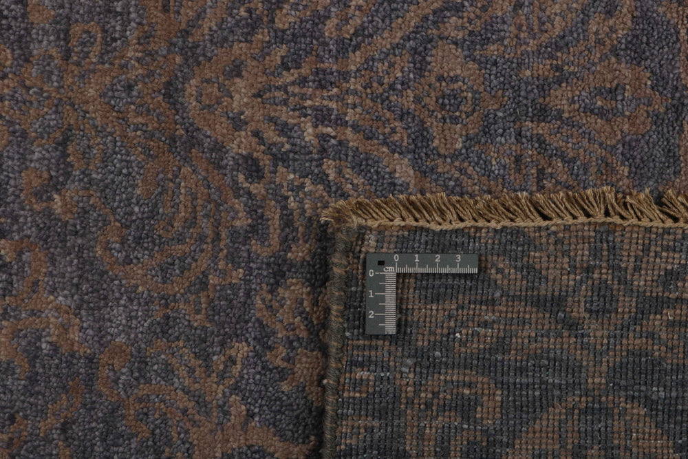 The Damask Collection: Hand Knotted Rugs from Kashmir for Timeless Style201 cm x 304 cm