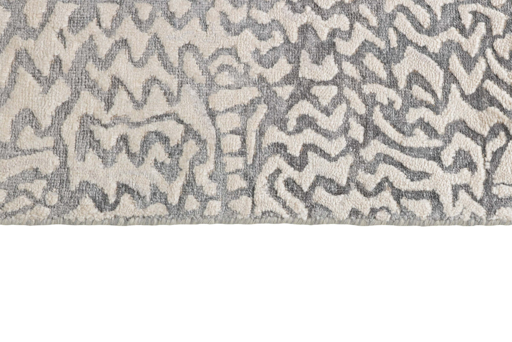 The Damask Collection: Hand Knotted Kashmir Rugs for Luxurious Interiors168 cm x 243 cm