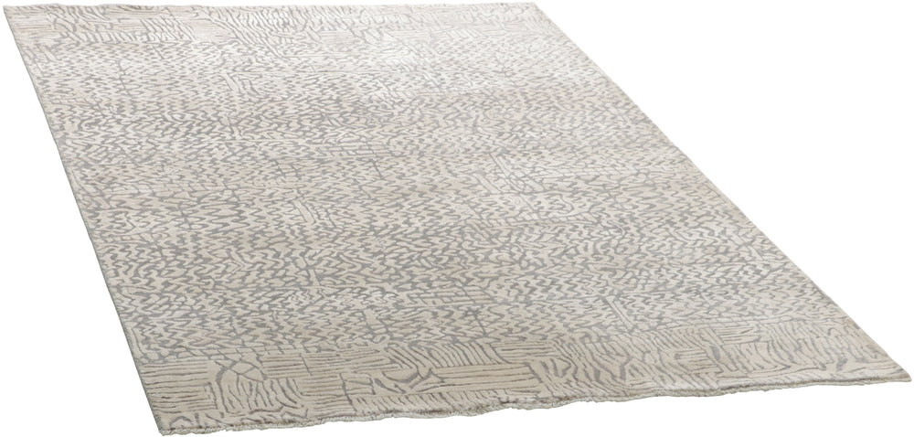 The Damask Collection: Hand Knotted Kashmir Rugs for Luxurious Interiors168 cm x 243 cm