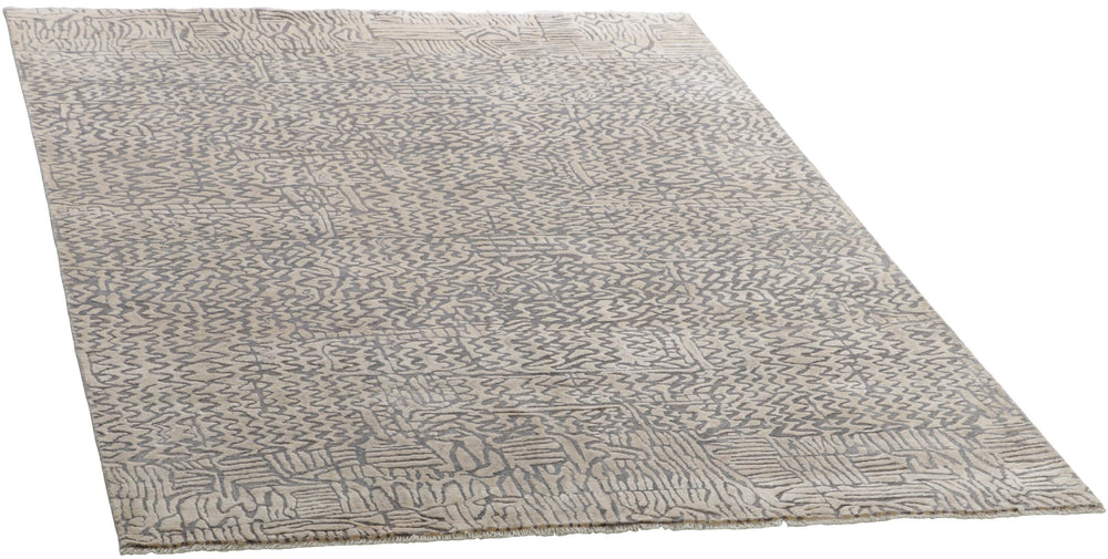 The Damask Collection: Hand Knotted Kashmir Rugs for Luxurious Interiors168 cm x 243 cm