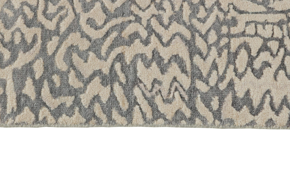 The Damask Collection: Hand Knotted Kashmir Rugs for Classic and Modern Homes249 cm x 352 cm