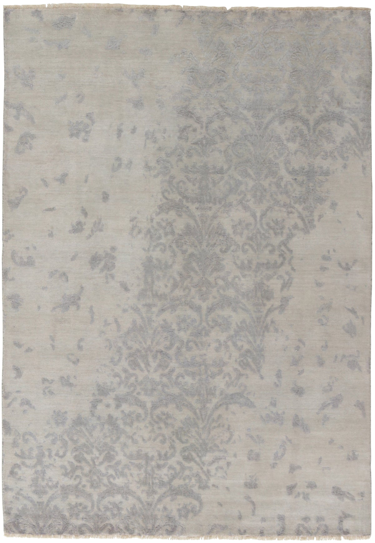 The Damask Collection: Hand Knotted Rugs from Kashmir for Classic Interiors144 cm x 202 cm