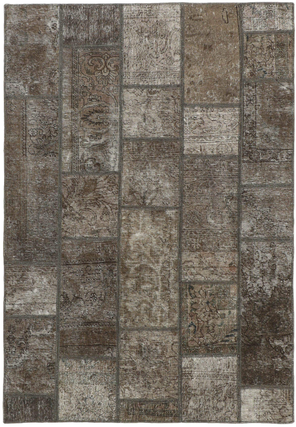 Vintage Royal Patchwork Rugs | Antique Persian Handcraft139 cm x 202 cm