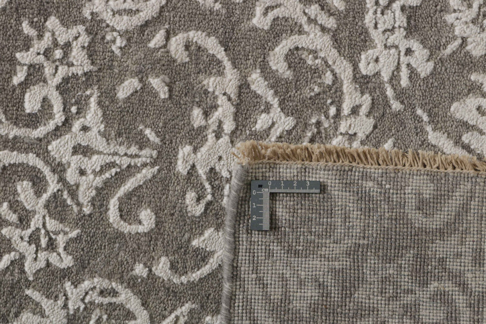 The Damask Collection: Hand Knotted Kashmir Rugs for Classic and Modern Homes203 cm x 304 cm