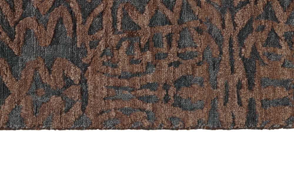 The Damask Collection: Hand Knotted Rugs from Kashmir for Classic Interiors83 cm x 250 cm