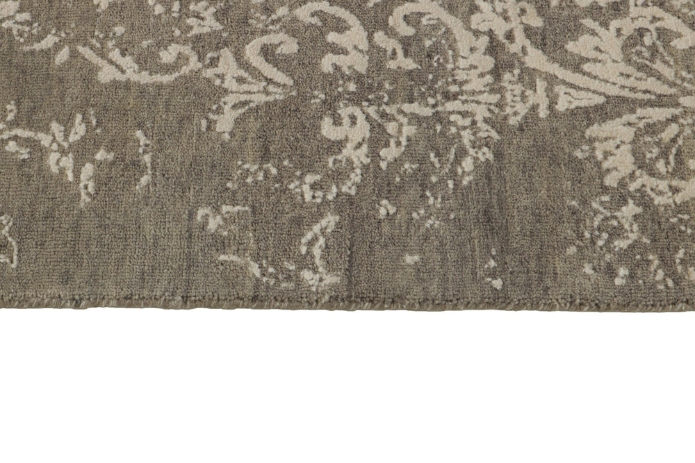 The Damask Collection: Elegant Hand Knotted Kashmir Rugs for Stylish Interiors258 cm x 302 cm