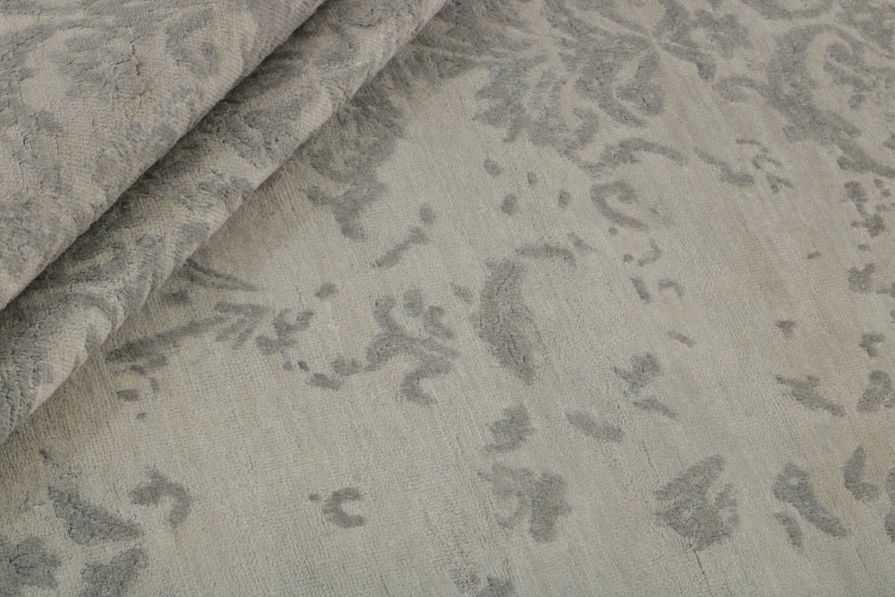 The Damask Collection: Hand Knotted Kashmir Rugs for Classic and Modern Homes195 cm x 301 cm