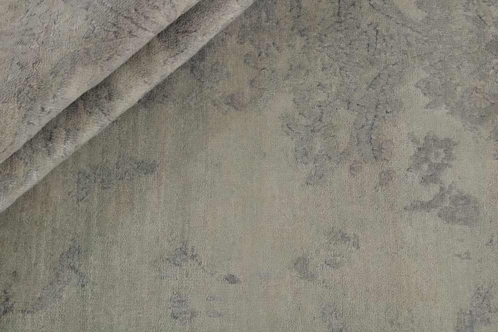 Timeless Hand Knotted Kashmir Rugs - Discover The Damask Collection Today173 cm x 242 cm