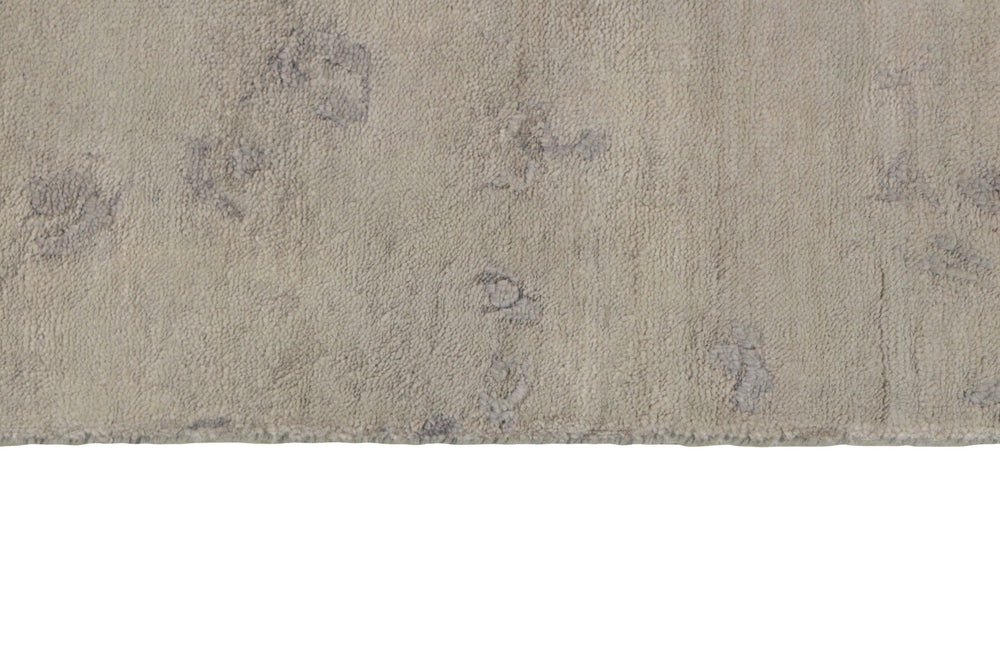Timeless Hand Knotted Kashmir Rugs - Discover The Damask Collection Today173 cm x 242 cm