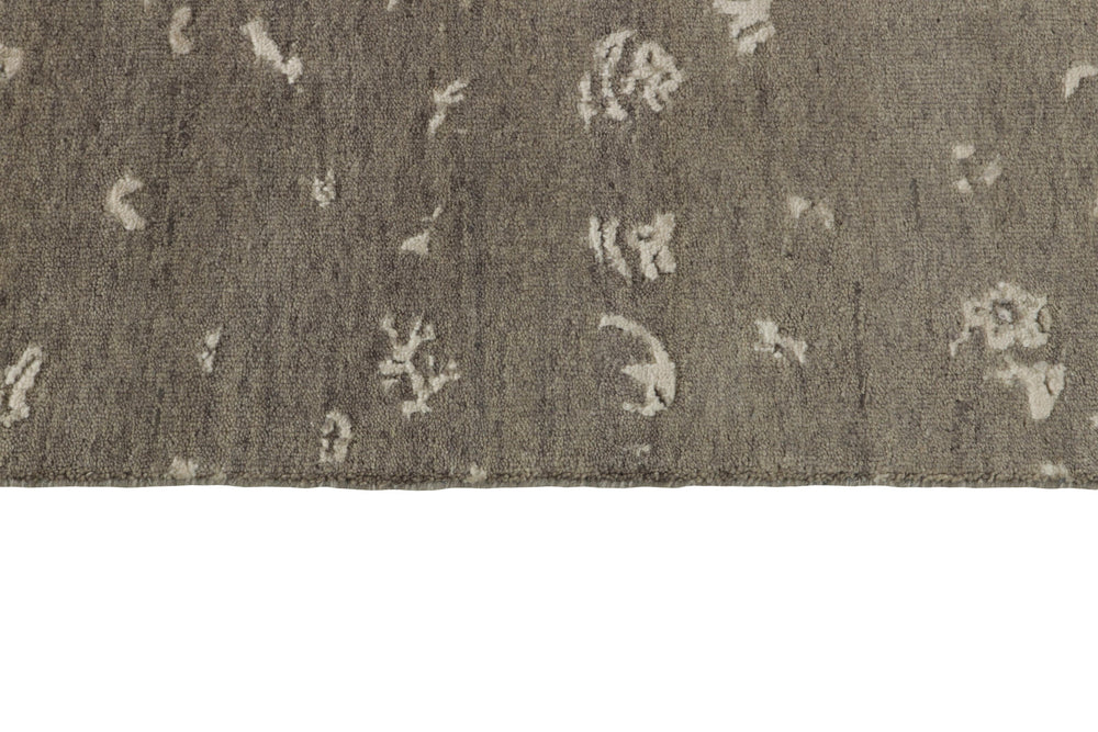 Timeless Hand Knotted Kashmir Rugs - Explore The Damask Collection204 cm x 302 cm