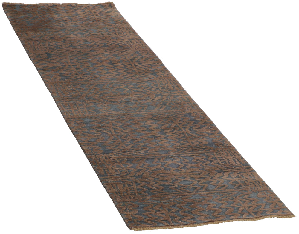 The Damask Collection: Hand Knotted Rugs from Kashmir for Classic Interiors79 cm x 258 cm