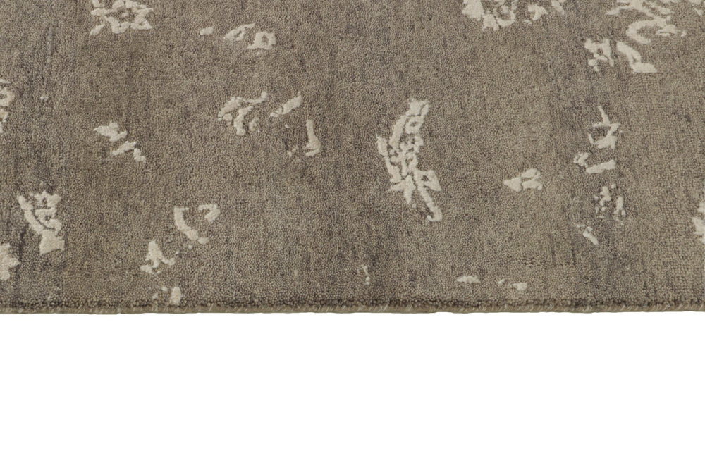 The Damask Collection: Timeless Hand Knotted Rugs for Every Room305 cm x 405 cm