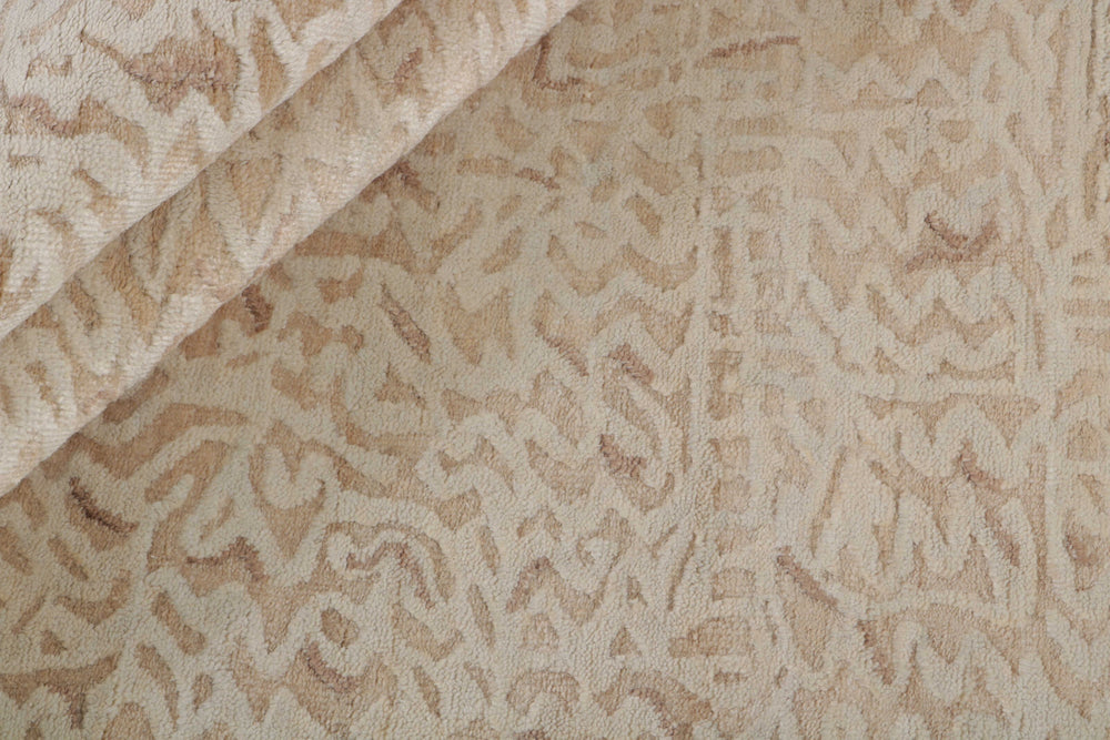 The Damask Collection: Elegant Hand Knotted Rugs from Kashmir for Your Home143 cm x 199 cm