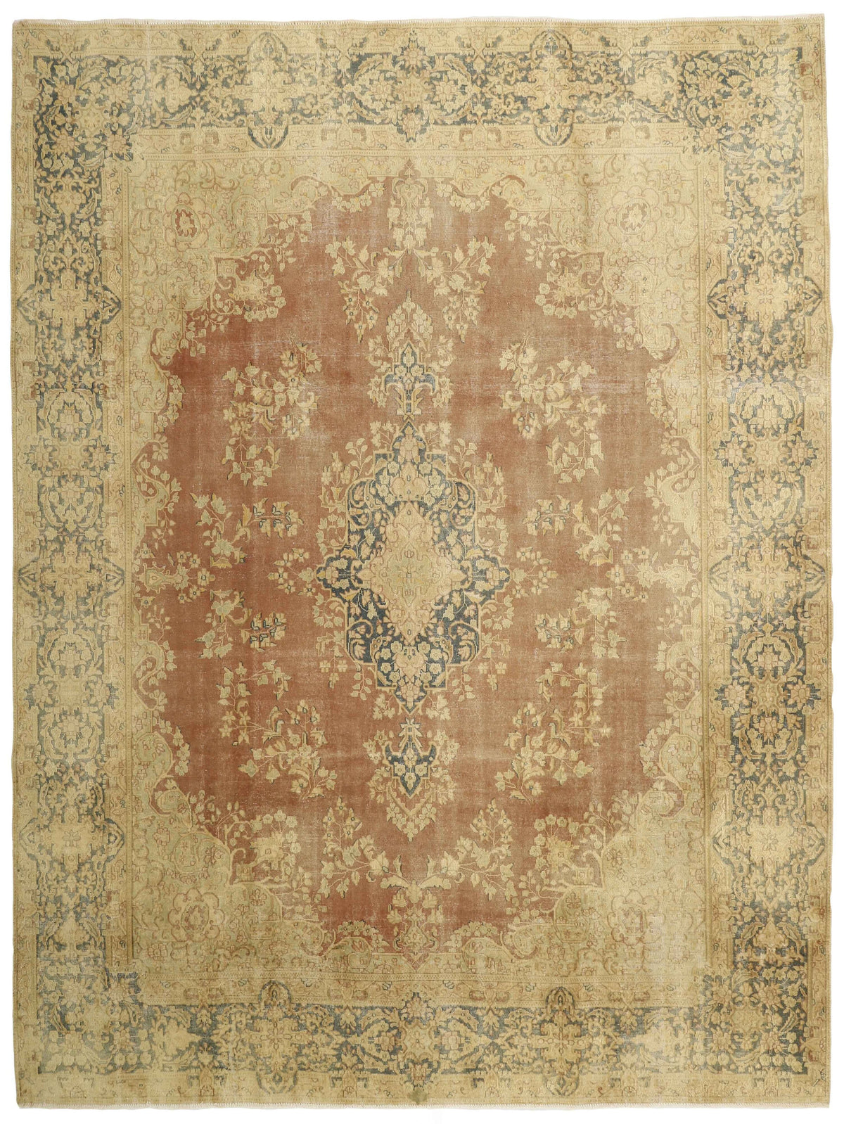 Vintage Kerman Collection: Antique Persian Hand-Knotted Rugs in Recoloured, Stonewashed Finishes295 cm x 380 cm