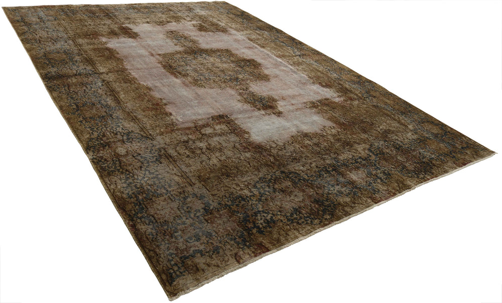 Vintage Kerman Fine Collection: Antique Persian Hand-Knotted Rugs in Stonewashed, Recoloured Finishes284 cm x 394 cm