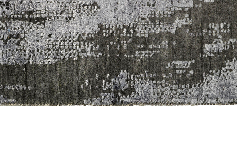 Seduction Rug Collection | High-Quality Hand-Knotted Rugs in Vibrant Colors256 cm x 350 cm