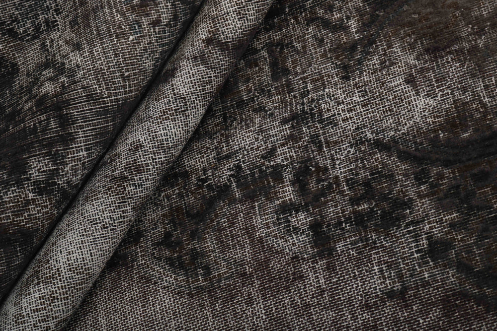Vintage Kerman Fine Collection: Antique Persian Hand-Knotted Rugs in Stonewashed, Recoloured Finishes298 cm x 388 cm
