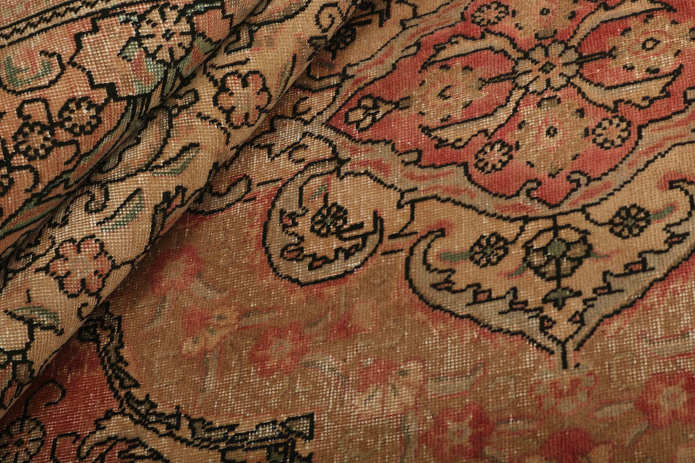Vintage Royal Collection: Antique Persian Hand-Knotted Rugs in Stonewashed, Recoloured Finishes290 cm x 390 cm