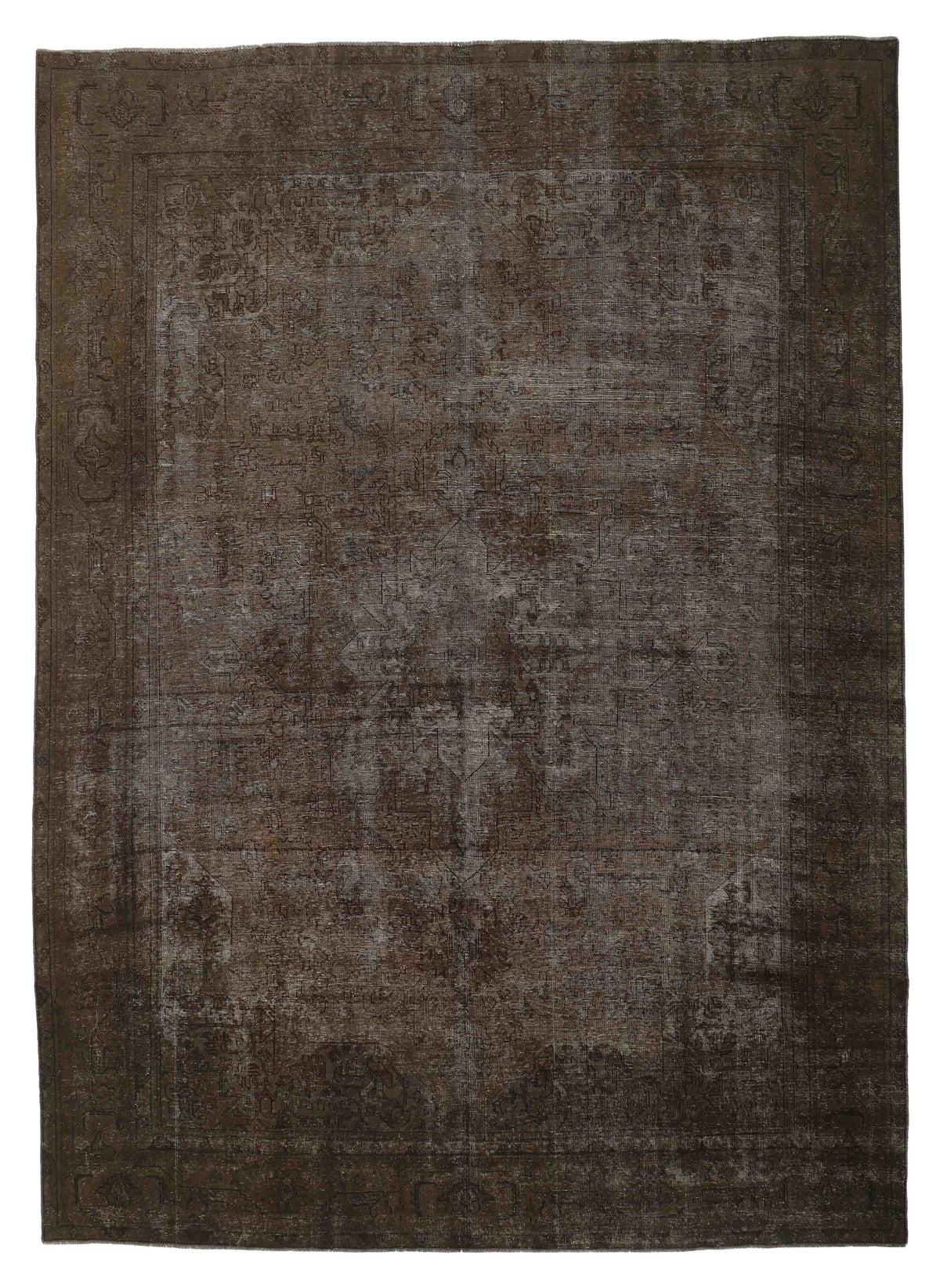 Vintage Royal Collection: Antique Persian Hand-Knotted Rugs in Stonewashed, Recoloured Finishes289 cm x 386 cm