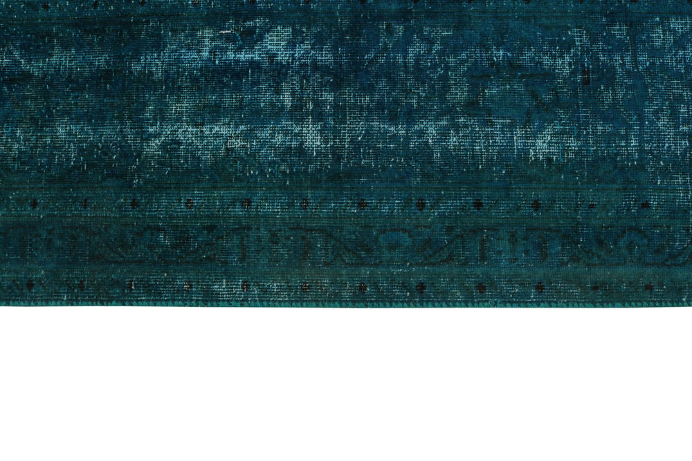 Vintage Royal Collection: Antique Persian Hand-Knotted Rugs in Stonewashed, Recoloured Finishes295 cm x 381 cm