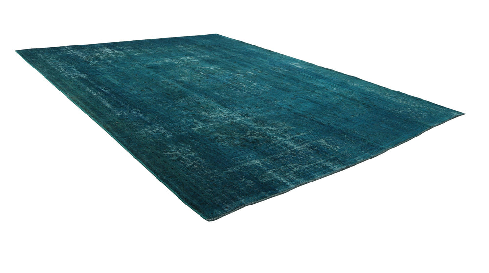 Vintage Royal Collection: Antique Persian Hand-Knotted Rugs in Stonewashed, Recoloured Finishes295 cm x 381 cm