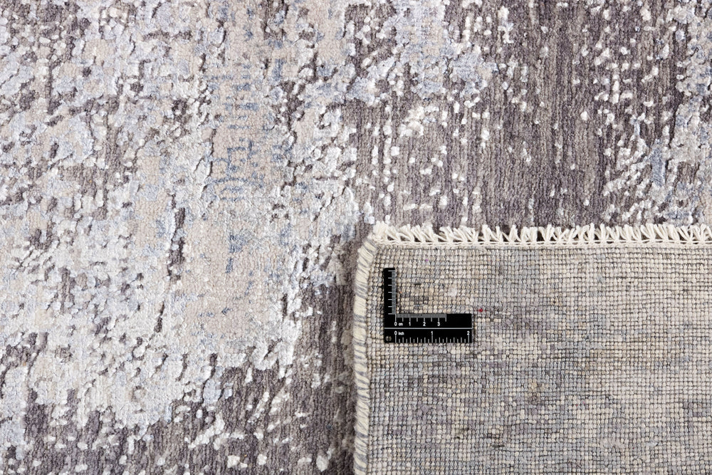 Seduction Rug Collection | High-Quality Hand-Knotted Rugs in Vibrant Colors255 cm x 348 cm