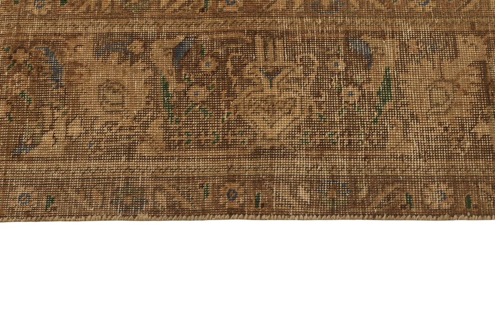 Vintage Royal Collection: Antique Persian Hand-Knotted Rugs in Stonewashed, Recoloured Finishes297 cm x 392 cm