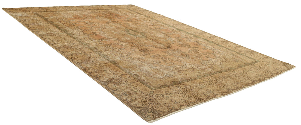 Vintage Royal Collection: Antique Persian Hand-Knotted Rugs in Stonewashed, Recoloured Finishes281 cm x 372 cm